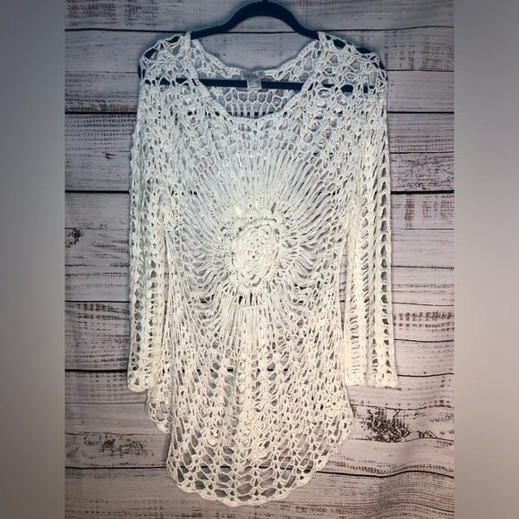 VENUS White Crochet Swim Coverup NWOT size S/M ☀️🔥☀️ - Picture 3 of 14